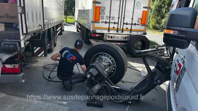 Réparation pneus poids lourds